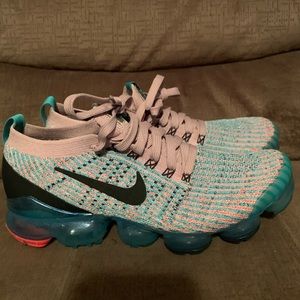 Women’s Nike Air Vapormax Flyknit 3